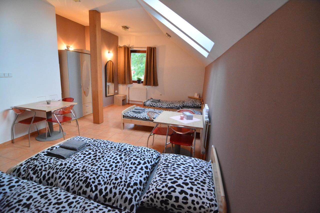 Ubytovani Kolonial Dolni Holetin 外观 照片