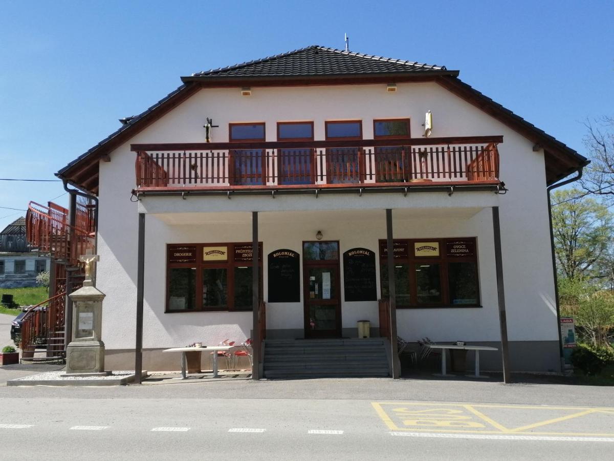Ubytovani Kolonial Dolni Holetin 外观 照片
