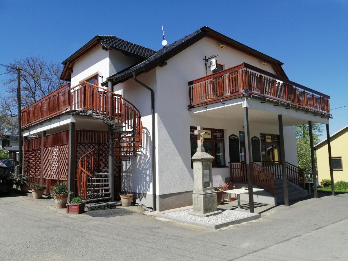 Ubytovani Kolonial Dolni Holetin 外观 照片